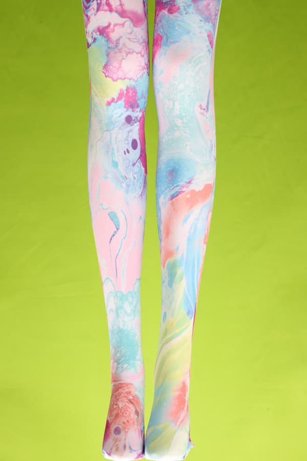 ラヴァチルタイツ